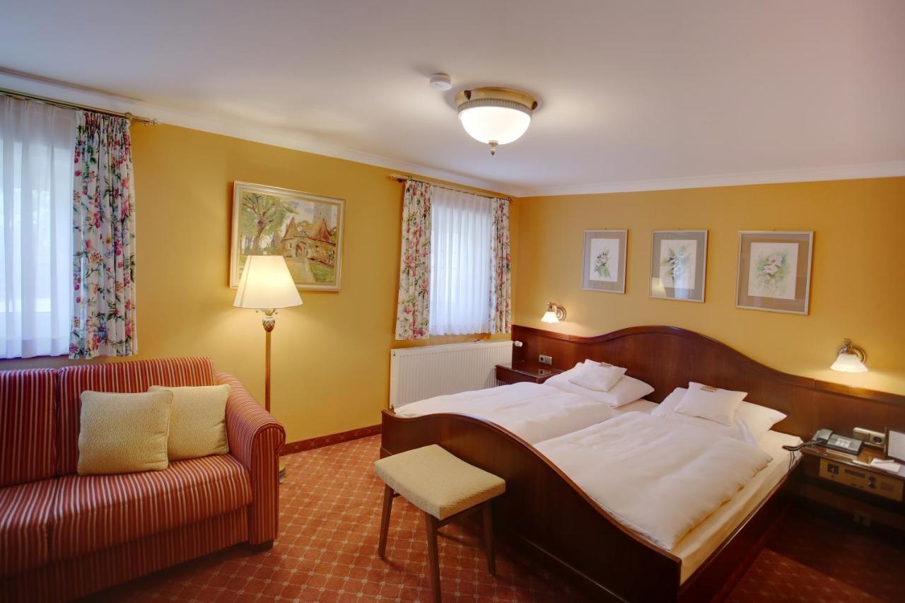 Hotel Brauereigasthof Landwehr-Braeu 라이첼쇼펜 외부 사진