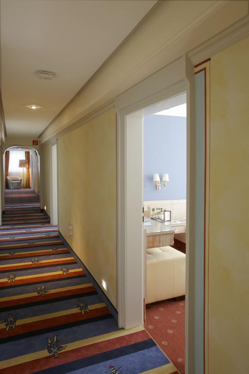 Hotel Brauereigasthof Landwehr-Braeu 라이첼쇼펜 외부 사진
