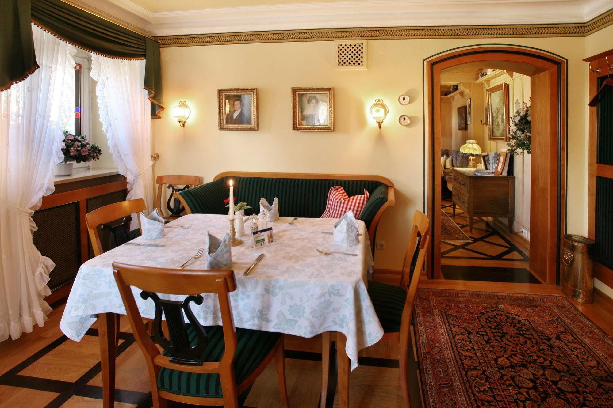 Hotel Brauereigasthof Landwehr-Braeu 라이첼쇼펜 외부 사진